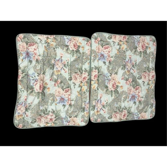 BEAUTIFUL VINTAGE STYLE Set of 2 Croscill HOME FASHIONS Square Standard Pillow P - Picture 1 of 5